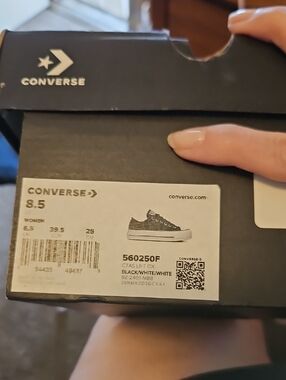 Converse Chuck Taylor Low Top - Black & White